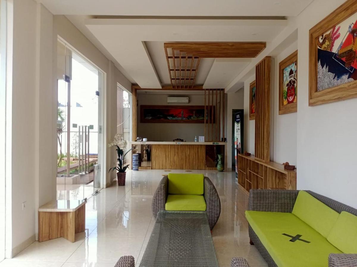Oyo 90102 Edotel Hotel By Dbest Hospitality Μπαντούνγκ Εξωτερικό φωτογραφία