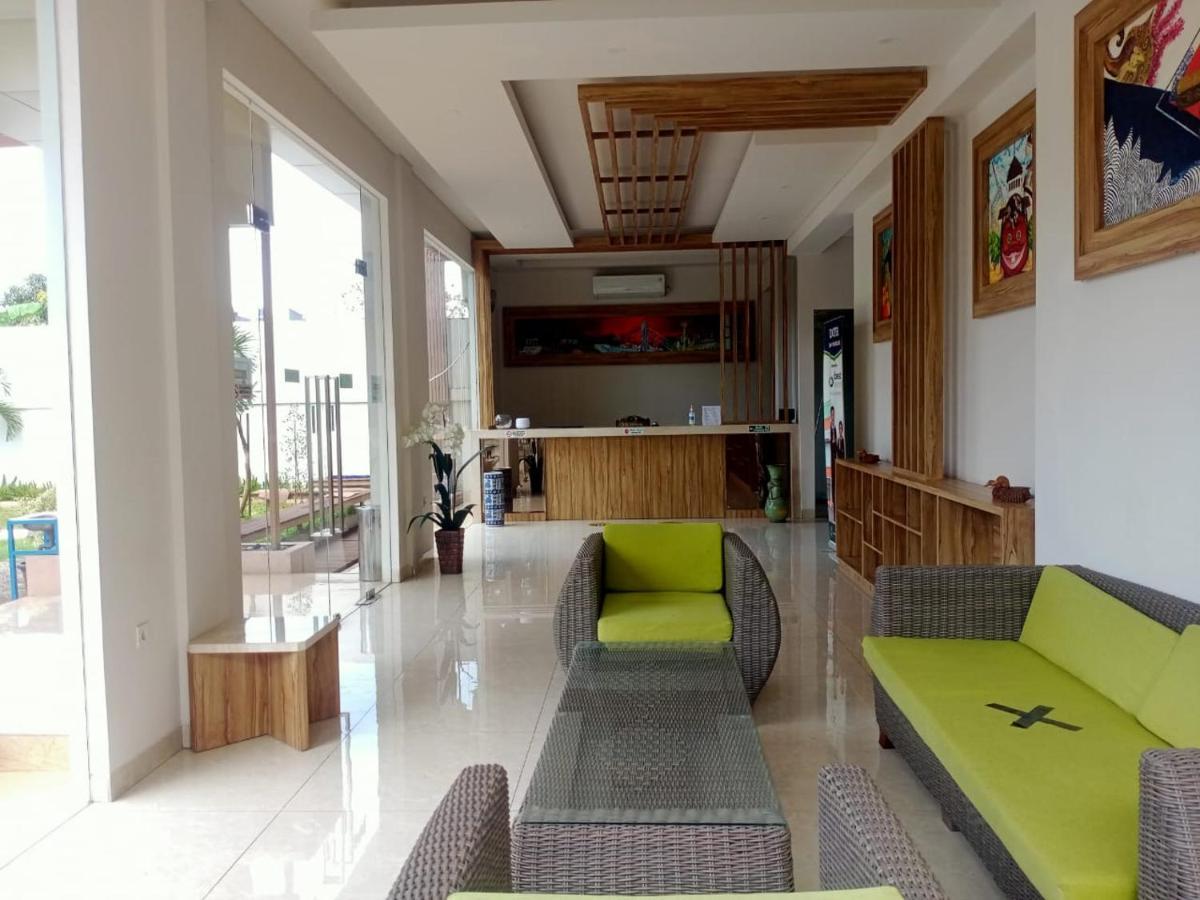 Oyo 90102 Edotel Hotel By Dbest Hospitality Μπαντούνγκ Εξωτερικό φωτογραφία