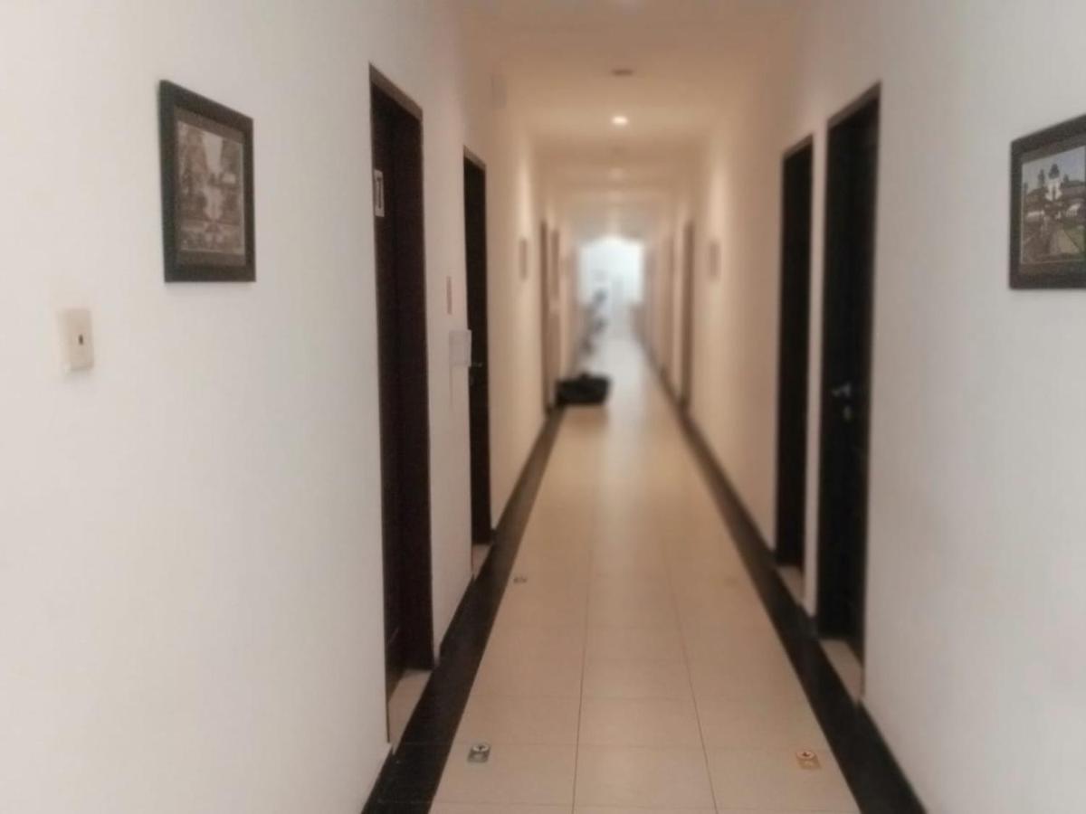 Oyo 90102 Edotel Hotel By Dbest Hospitality Μπαντούνγκ Εξωτερικό φωτογραφία